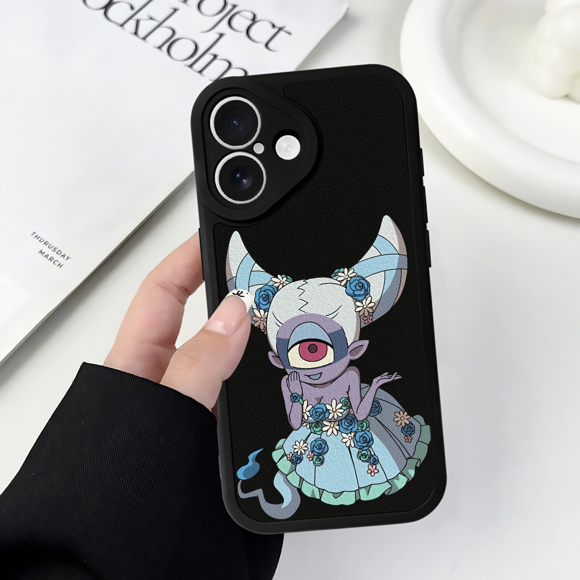 （画像用） 妖怪ウォッチ Yo-kai Watch 【iPhone 16シリーズ対応】シリコンスマホケース（レザー調） 材質：シリコン